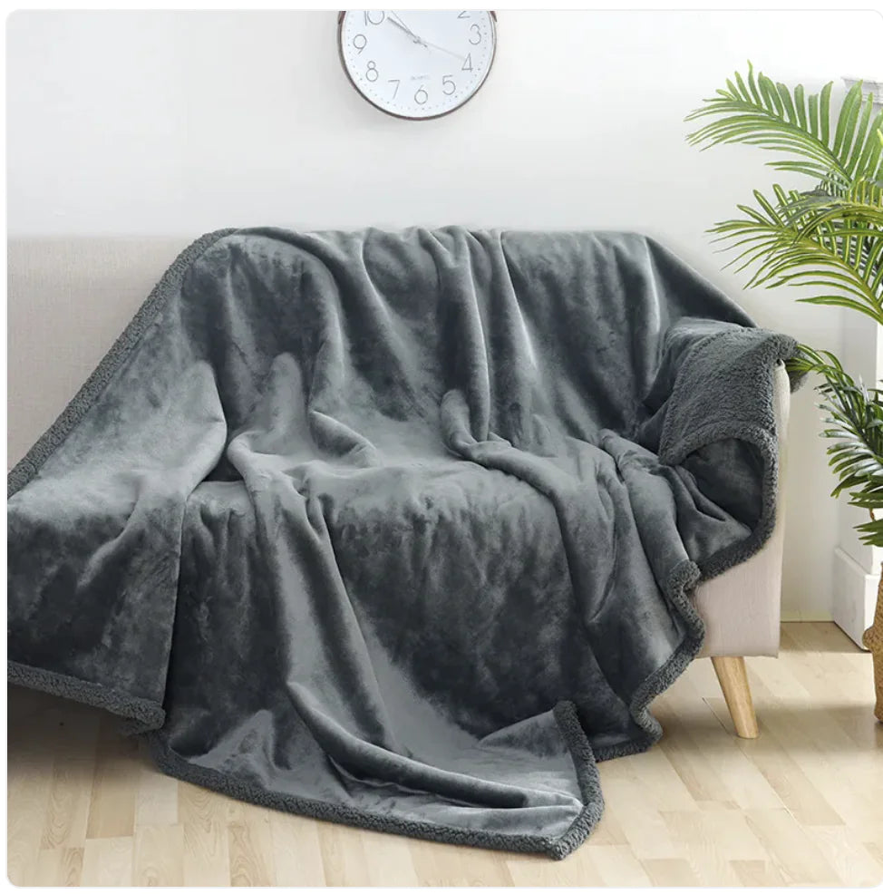 Waterproof Fleece Blanket